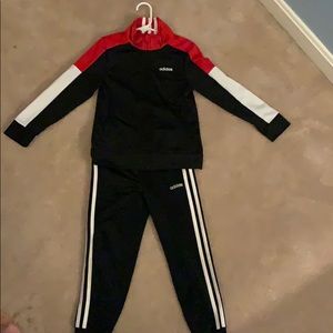 Adidas sweatshirt/pants set